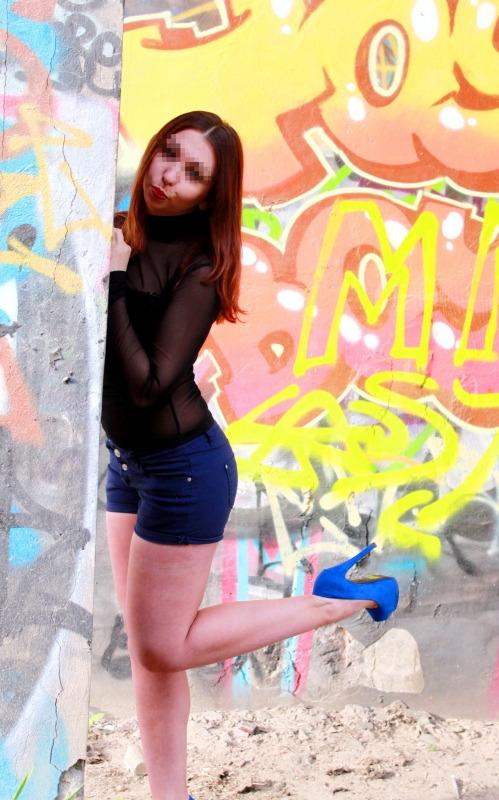 Изысканная брюнетка с шикарной фигурой и чувственными формами приглашает в гости джентльменов. Обещаю интимные игры и ласковый уход. 29172, 21 год