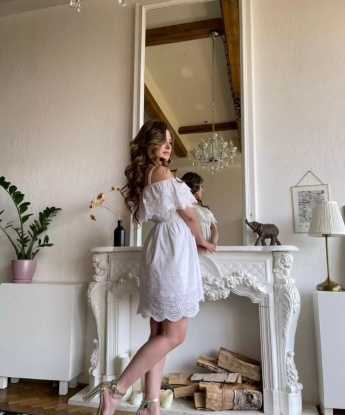 Соблазнительная дама с великолепной внешностью готова окунуть тебя в атмосферу страсти и желания. Позволь мне подарить тебе море удовольствия и наслаждения. Забудь обо всем и отдайся моим ласкам и заботе! 3684, 26 лет