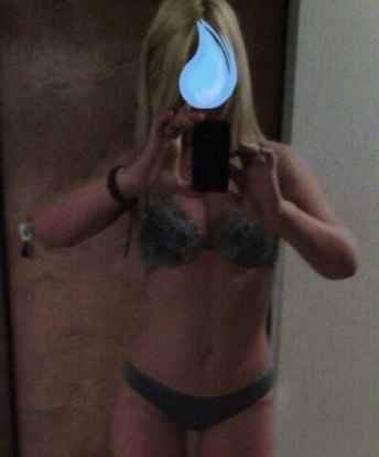 🌟 Я живу в Москве и предлагаю тебе незабываемые встречи, полные страсти и удовольствия. 💋 Мои нежные руки и умелые губки погрузят тебя в мир наслаждения. 💦 У меня есть множество услуг, среди которых эротический массаж, стриптиз, ролевые игры и многое другое - все, что заставит тебя потерять контроль. 😉 Отзывы обо мне говорят сами за себя: мои клиенты никогда не остаются равнодушными. 🌹 Доверься моим магическим рукам и проведи ночь, о которой ты долго будешь вспоминать. 🌙🔥 Жду тебя в Москве, чтобы сделать твои фантазии ярче и смелее. 💫 Фото и дополнительную информацию найдешь на моем профиле. До встречи, красота! 💋 9355, 27 лет